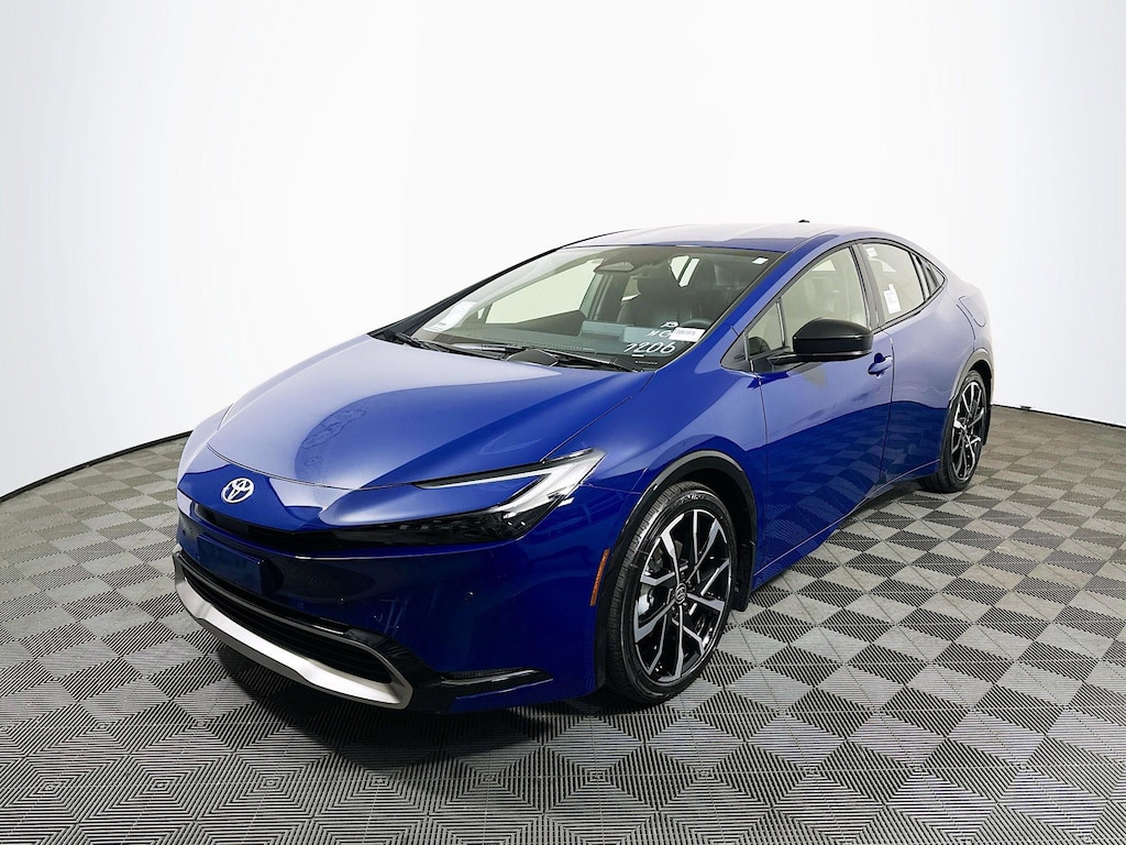 New 2026 Toyota Prius Plug-in Hybrid XSE Hatchback