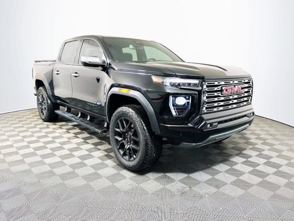 Used 2023 GMC Canyon Denali Truck Crew Cab