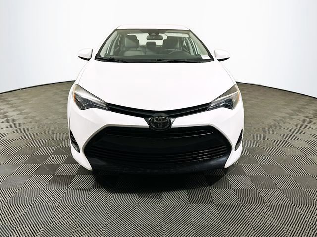 2019 Toyota Corolla LE photo 2