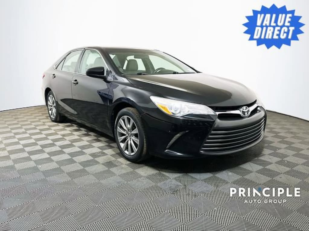 Used 2015 Toyota Camry XLE Sedan