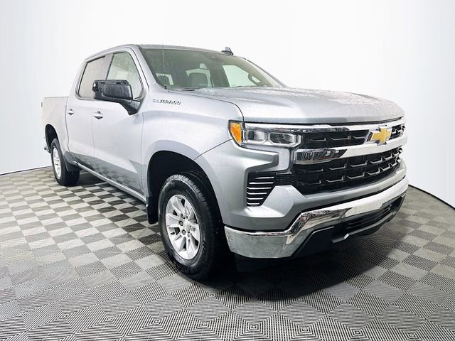 2024 Chevrolet Silverado 1500 LT's photo