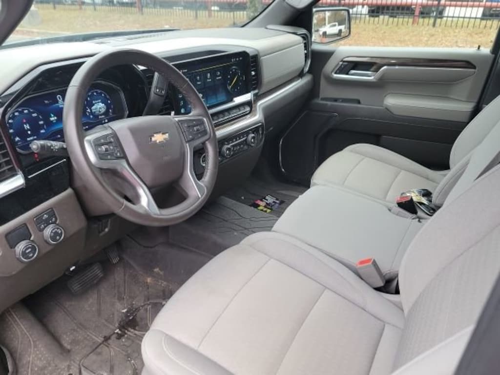 Used 2024 Chevrolet Silverado 1500 LT w/1LT Truck Crew Cab