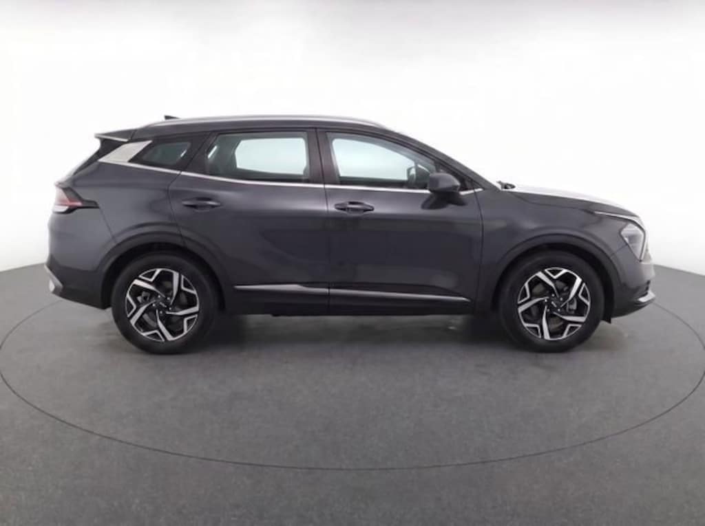 Used 2024 Kia Sportage LX SUV