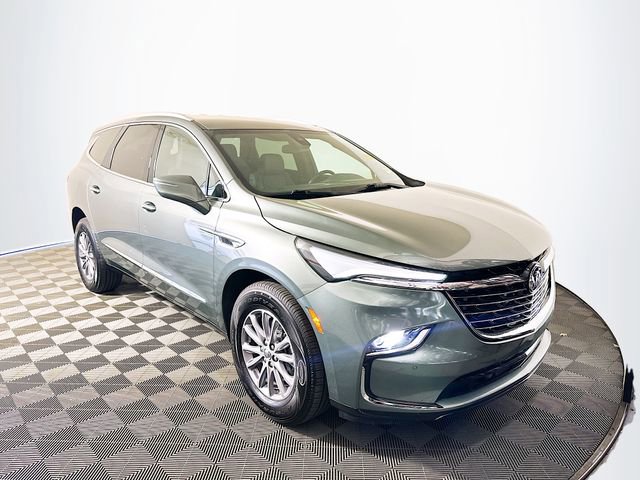2023 Buick Enclave Essence AWD's photo