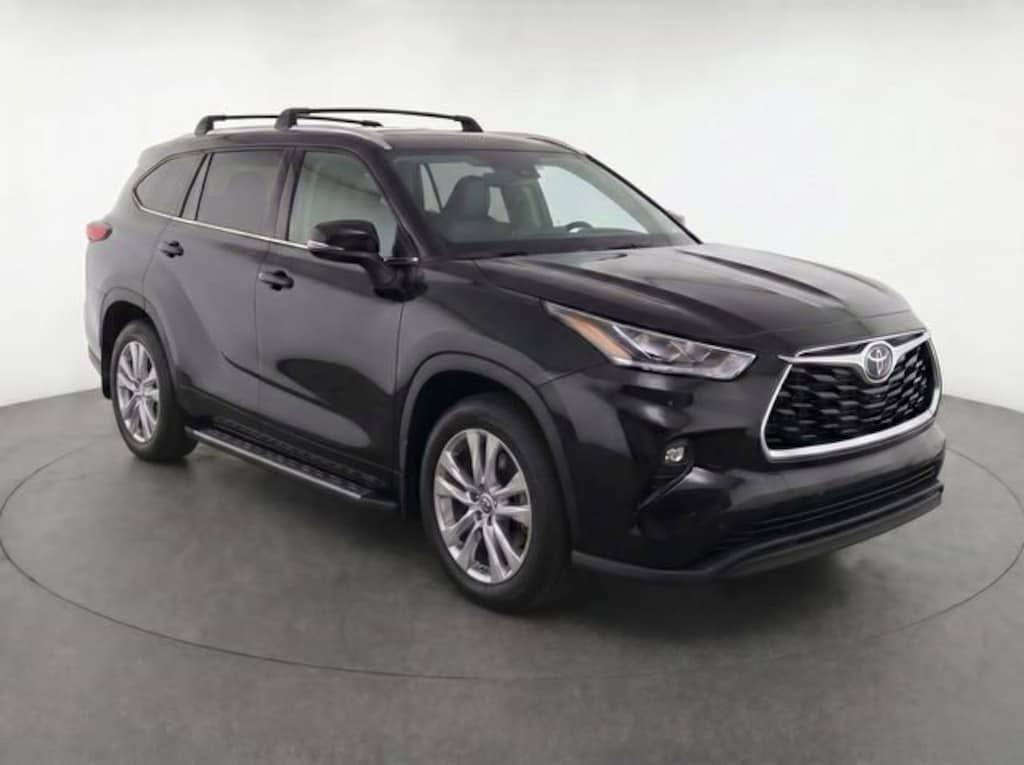 Used 2021 Toyota Highlander Limited SUV