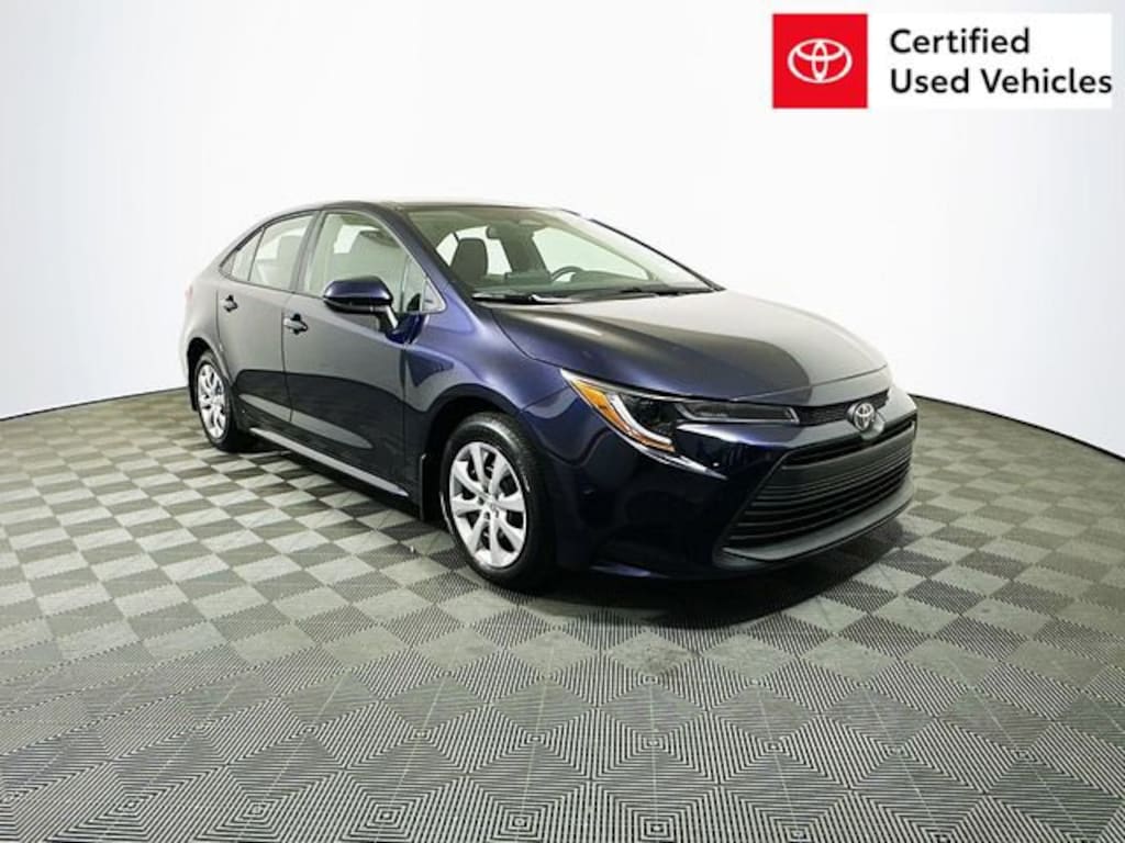 Certified 2025 Toyota Corolla LE Sedan