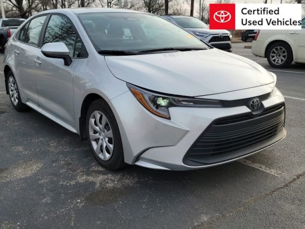 Used 2025 Toyota Corolla LE Sedan