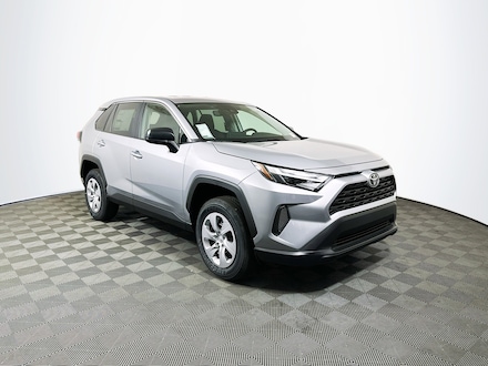 2025 Toyota RAV4 LE SUV