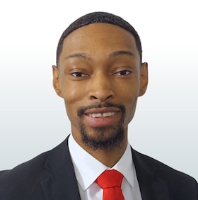 Staff member Julius M. from d5757e4f963e