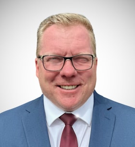 Staff member David H. from d5757e4f963e