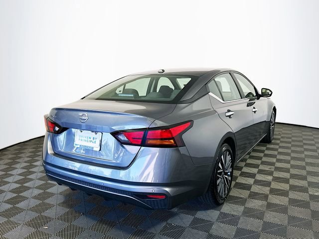 2025 Nissan Altima SV - Photo 8