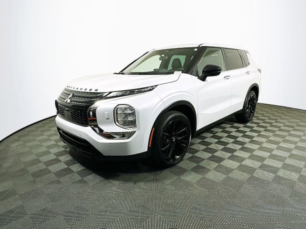 Used 2023 Mitsubishi Outlander SE SUV