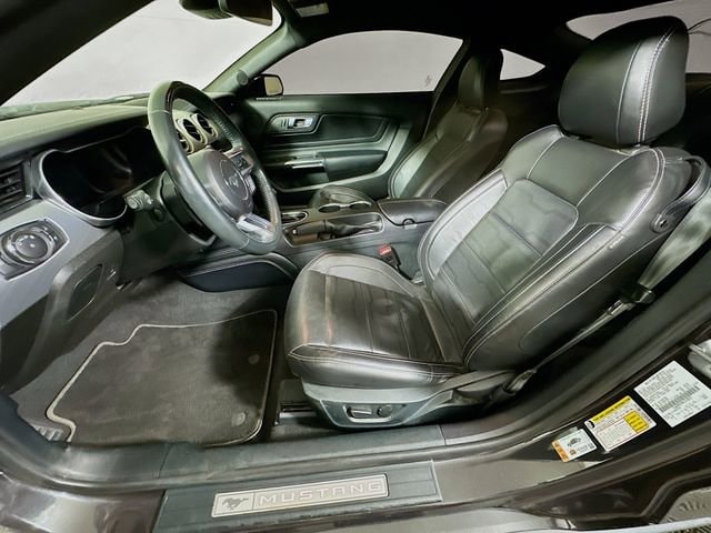 2022 Ford Mustang GT Premium - Photo 12