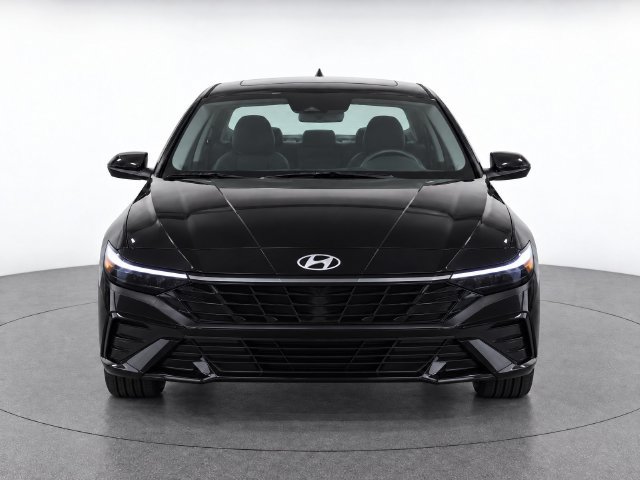 Used 2025 Hyundai Elantra SEL Convenience Sedan