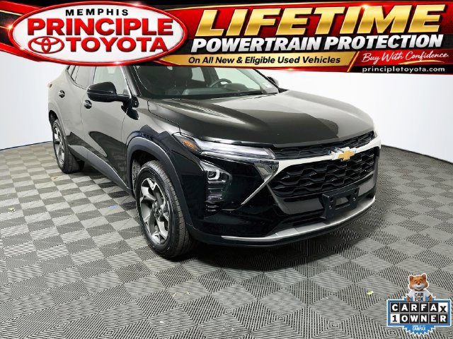 Used 2025 Chevrolet Trax LT SUV