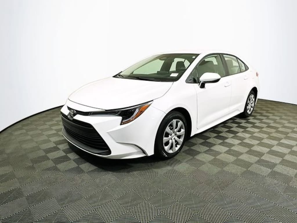 Certified 2025 Toyota Corolla LE Sedan