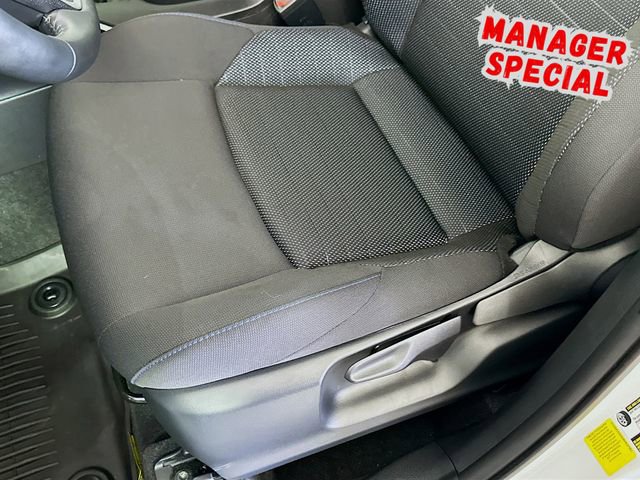 2025 Toyota Corolla Cross SE - Photo 21