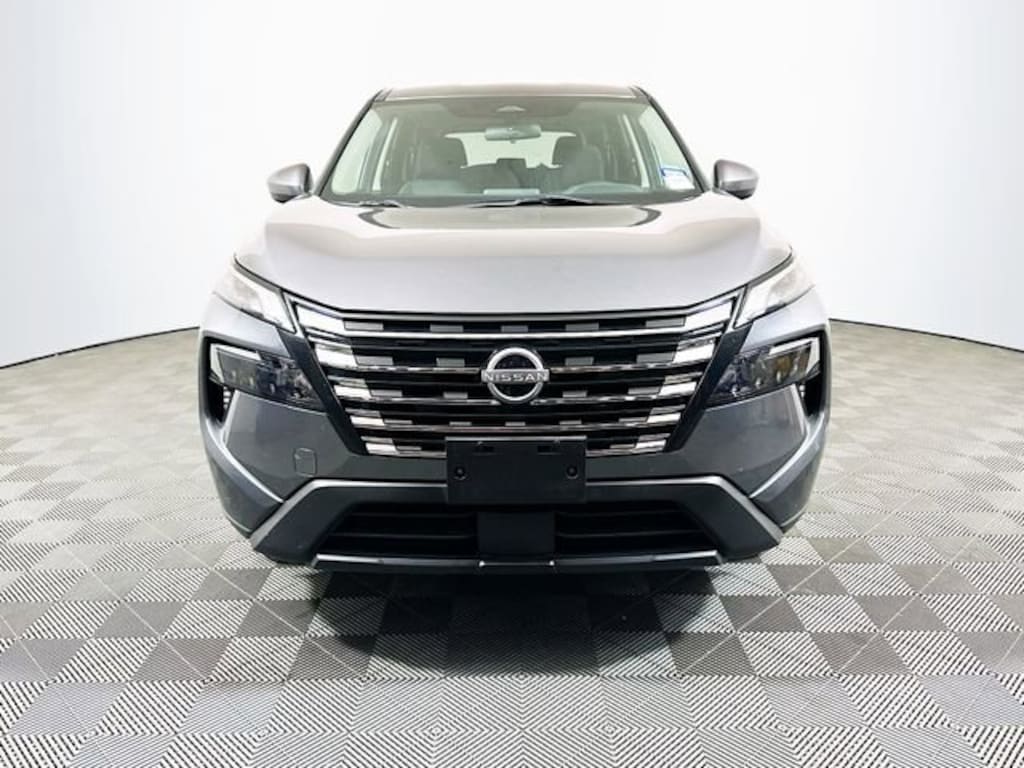 Used 2024 Nissan Rogue SV SUV