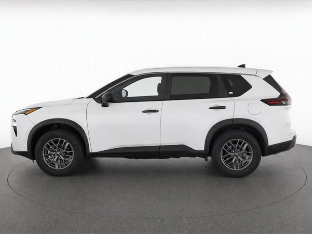 Used 2024 Nissan Rogue S SUV