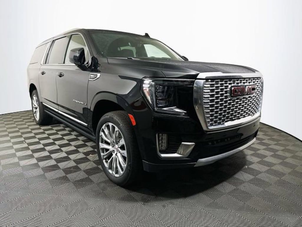 Used 2023 GMC Yukon XL Denali SUV