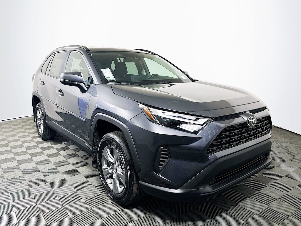 New 2025 Toyota RAV4 XLE SUV