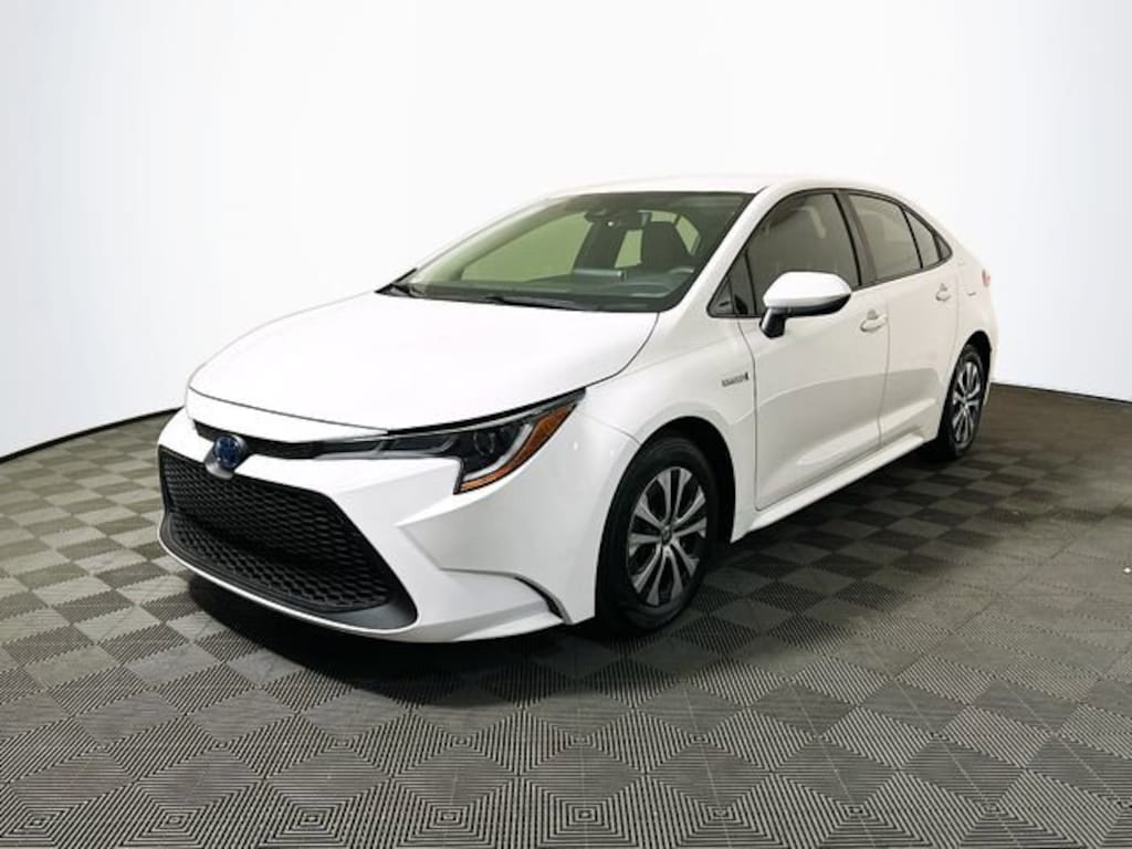 Used 2020 Toyota Corolla LE Sedan