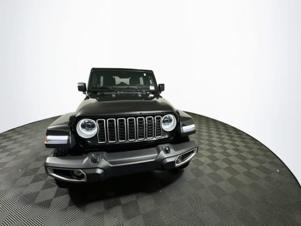 Used 2025 Jeep Wrangler Sahara SUV