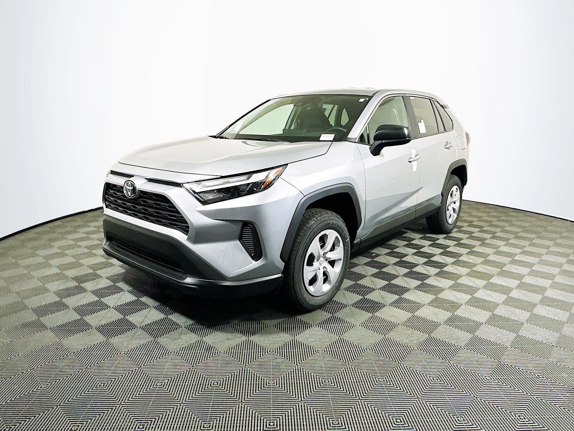 2025 Toyota RAV4 LE photo 3