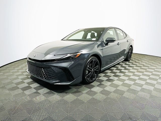 2025 Toyota Camry XSE photo 3