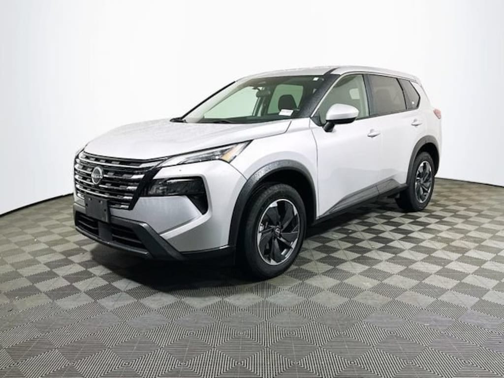 Used 2024 Nissan Rogue SV SUV