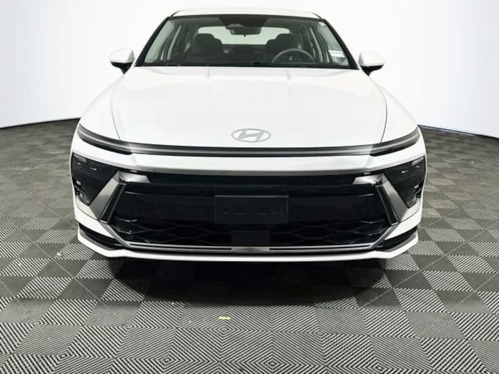 Used 2024 Hyundai Sonata SEL Sedan