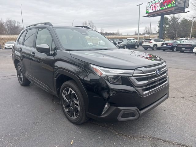 2025 Subaru Forester Limited's photo