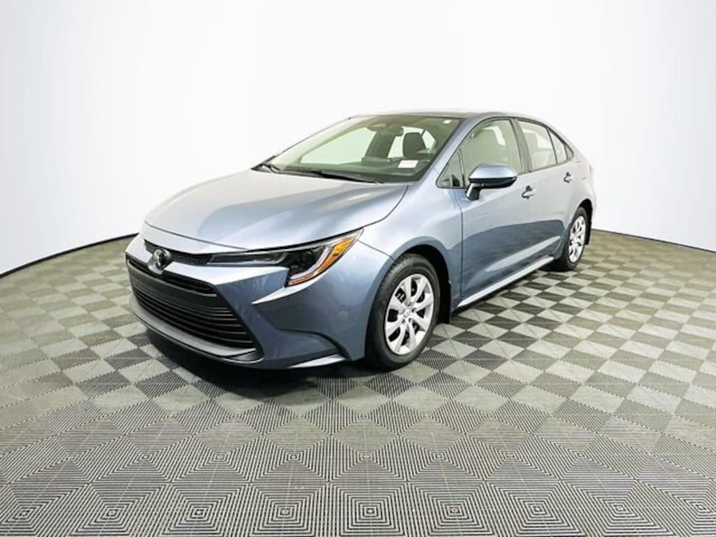 Certified 2025 Toyota Corolla LE Sedan
