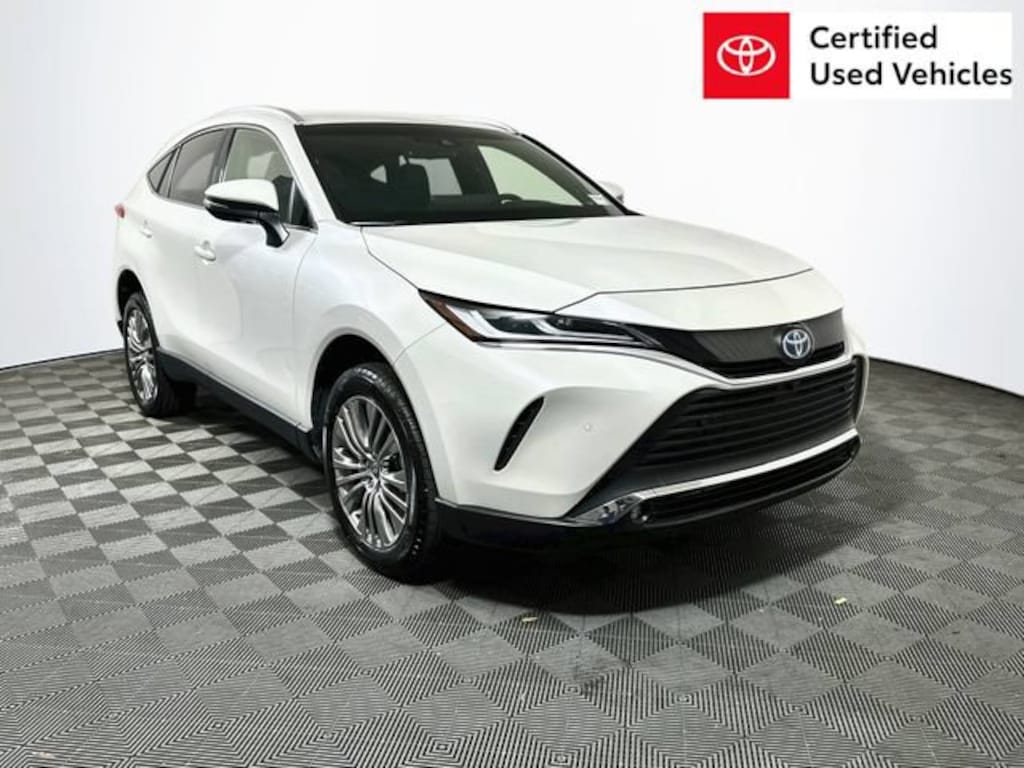 Certified 2022 Toyota Venza LE SUV