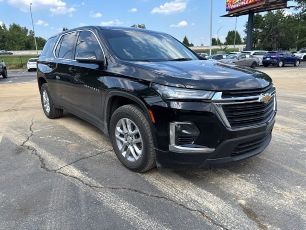 Used 2023 Chevrolet Traverse LS w/1LS SUV