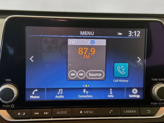2025 Nissan Altima SV - Photo 15
