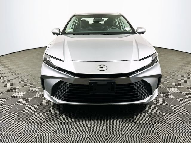 2025 Toyota Camry LE photo 2