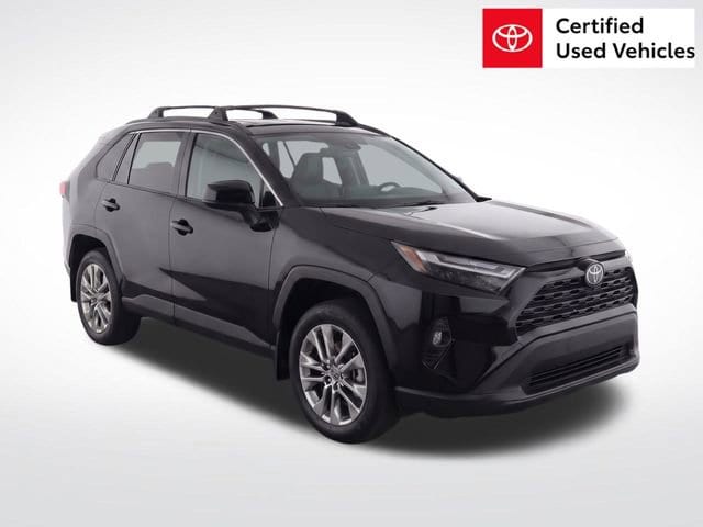2023 Toyota RAV4 XLE Premium FWD's photo