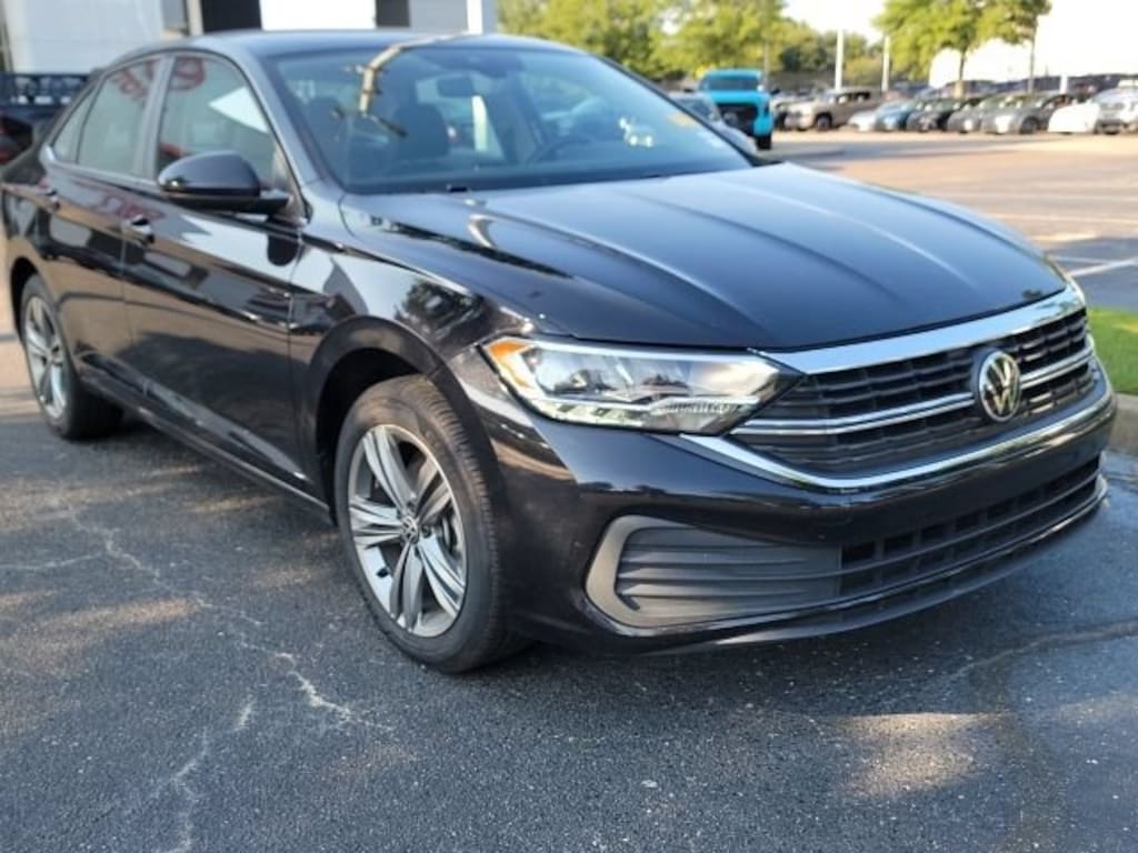Used 2024 Volkswagen Jetta 1.5T SE Sedan