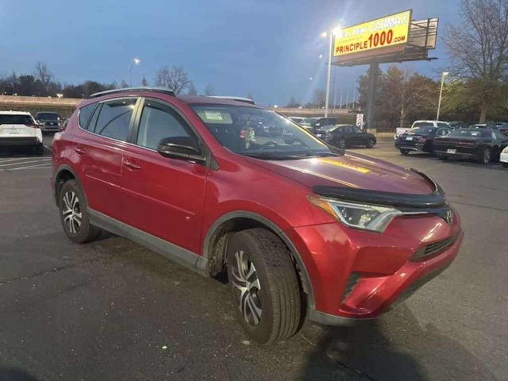 Used 2016 Toyota RAV4 LE SUV
