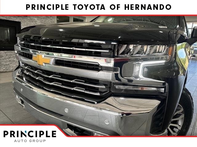 Used 2022 Chevrolet Silverado 1500 Limited LTZ with VIN 1GCUYGED7NZ217059 for sale in Hernando, MS