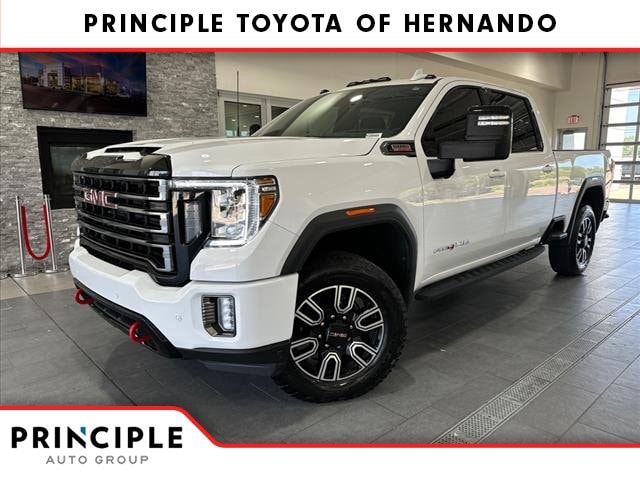 2023 GMC Sierra 2500HD AT4's photo