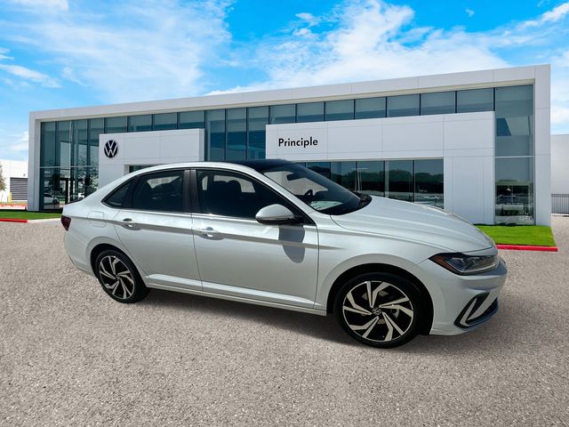 2025 Volkswagen Jetta SEL photo 3