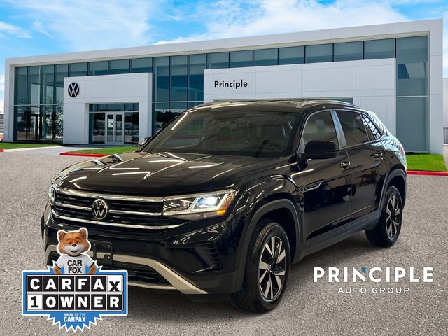 2023 Volkswagen Atlas Cross Sport 2.0T SE's photo