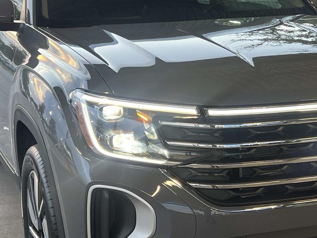 2026 Volkswagen Atlas SE w/Tech - Photo 7