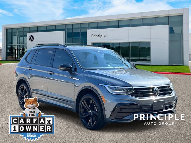 2023 Volkswagen Tiguan SE R-Line Black photo 2
