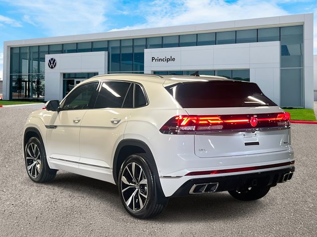 2026 Volkswagen Atlas Cross Sport SEL Premium R-Line photo 4