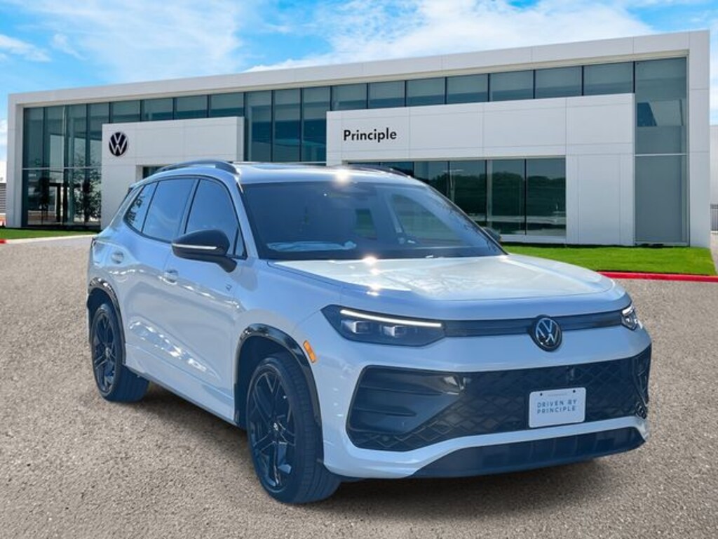 New 2026 Volkswagen Tiguan 2.0T SE R-Line Black SUV