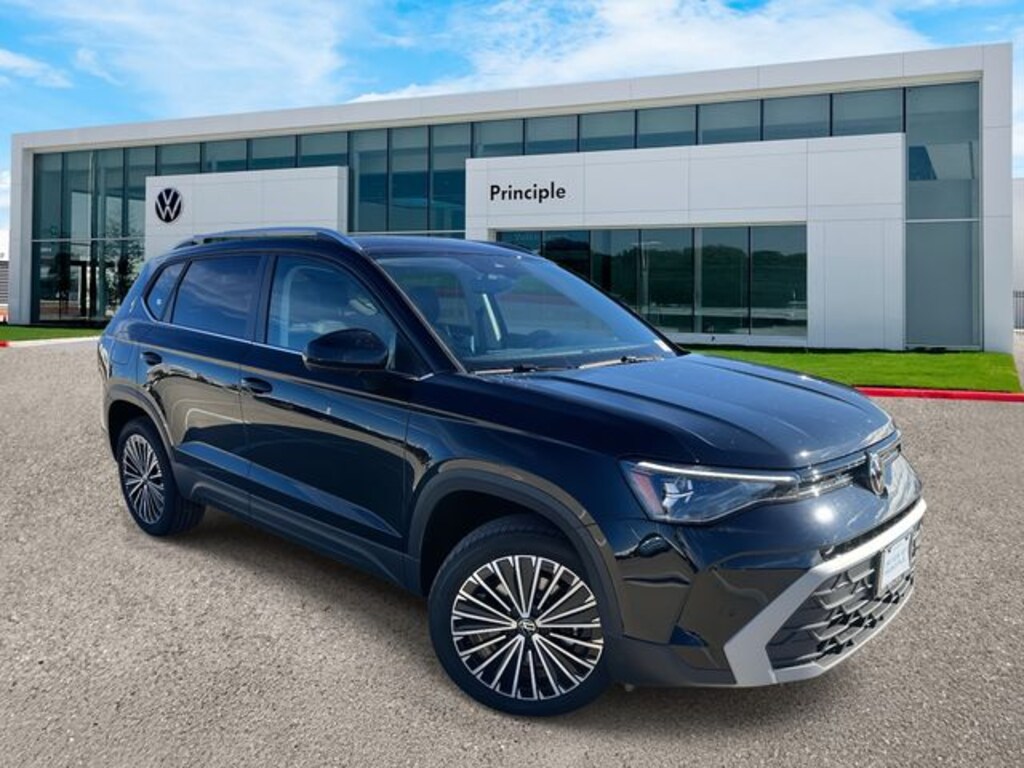 New 2025 Volkswagen Taos 1.5T SE SUV