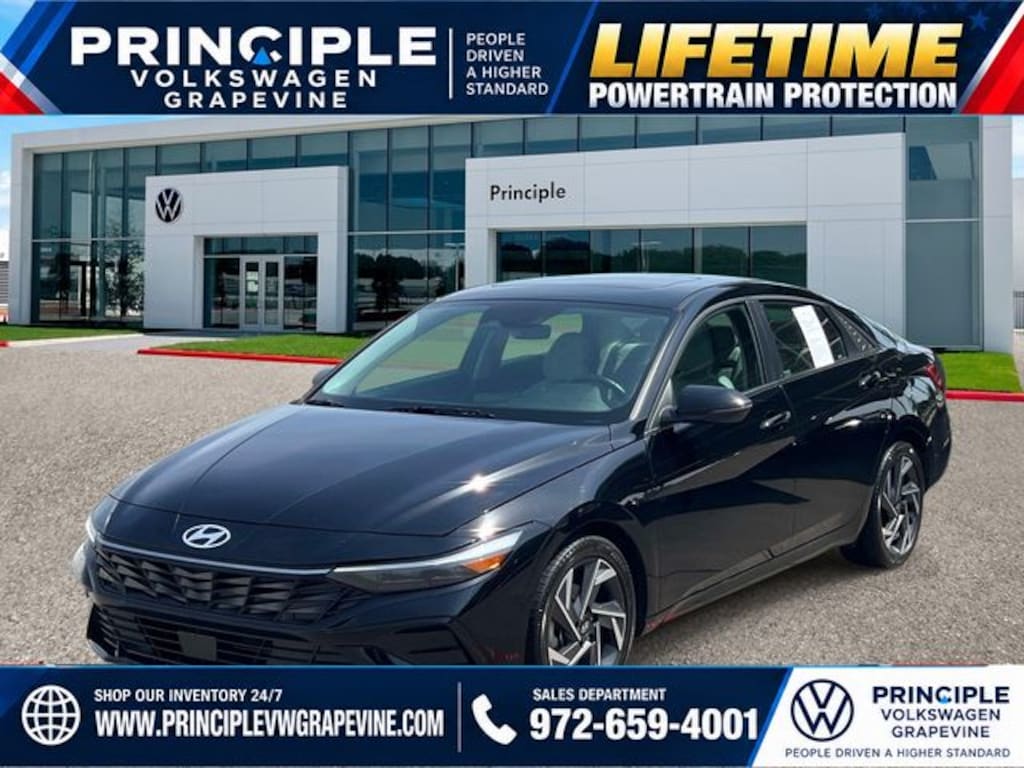 Used 2025 Hyundai Elantra Limited Sedan